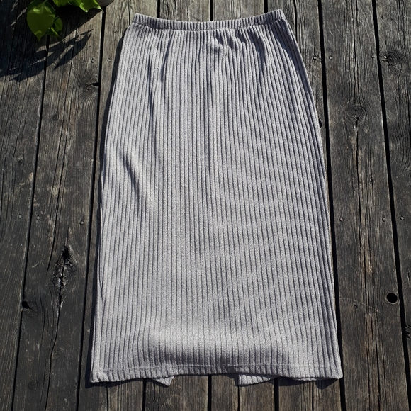 Vintage tan skirt with gold sparkle - Picture 5 of 11